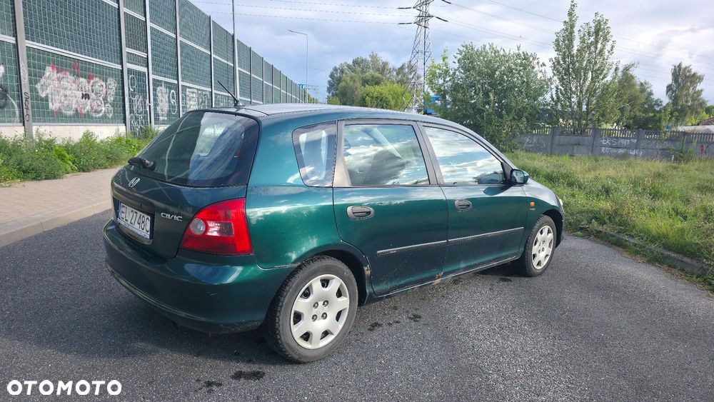 Honda Civic 1.6i ES - 5