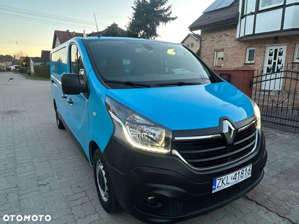 Renault Trafic - 1