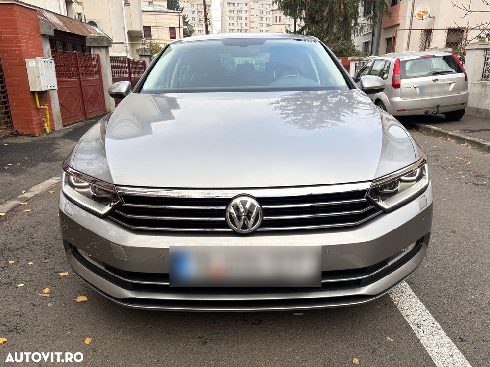 Volkswagen Passat 2.0 TDI DSG Highline - 5