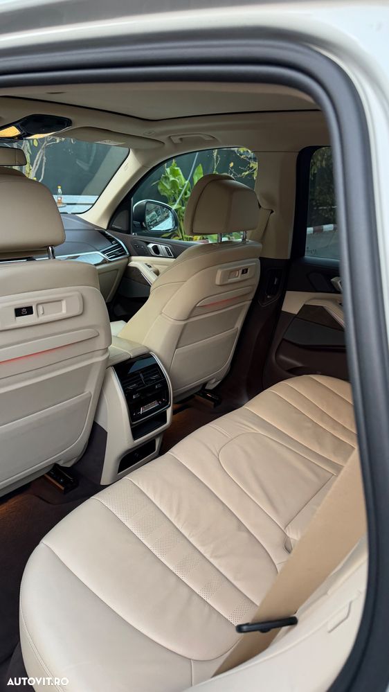 BMW X5 xDrive40i - 14