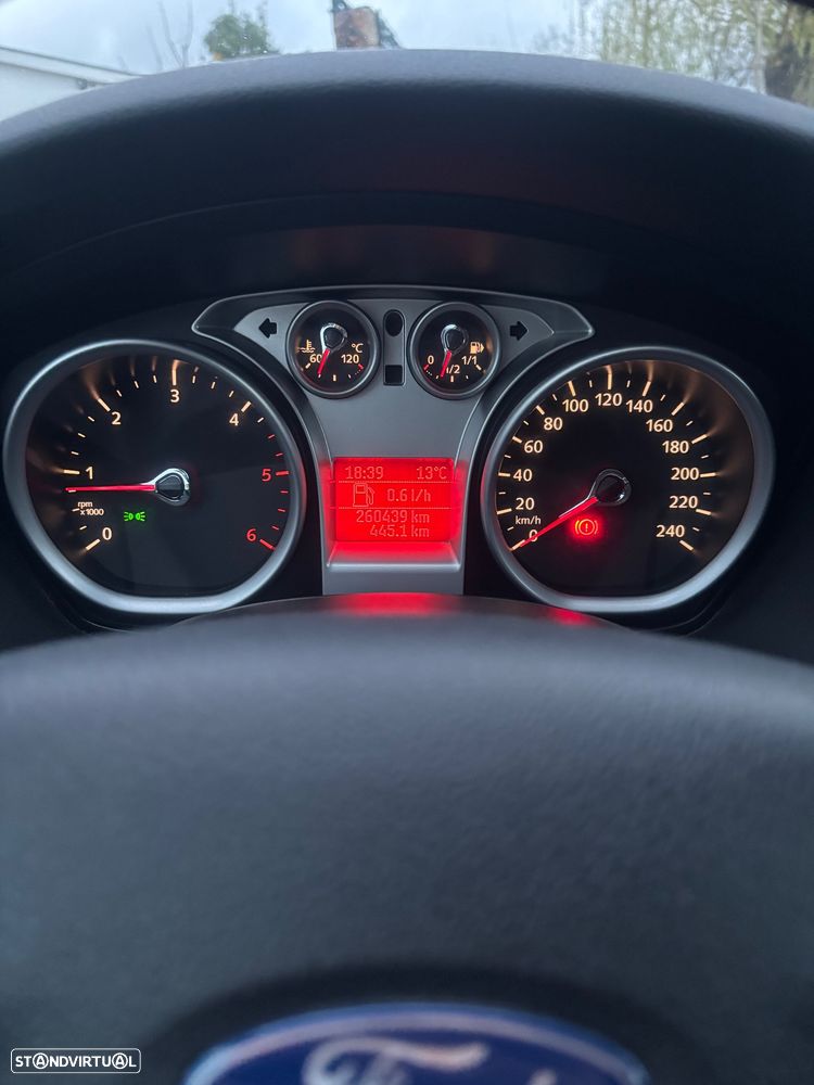 Ford Focus 1.6 TDCi Titanium - 8