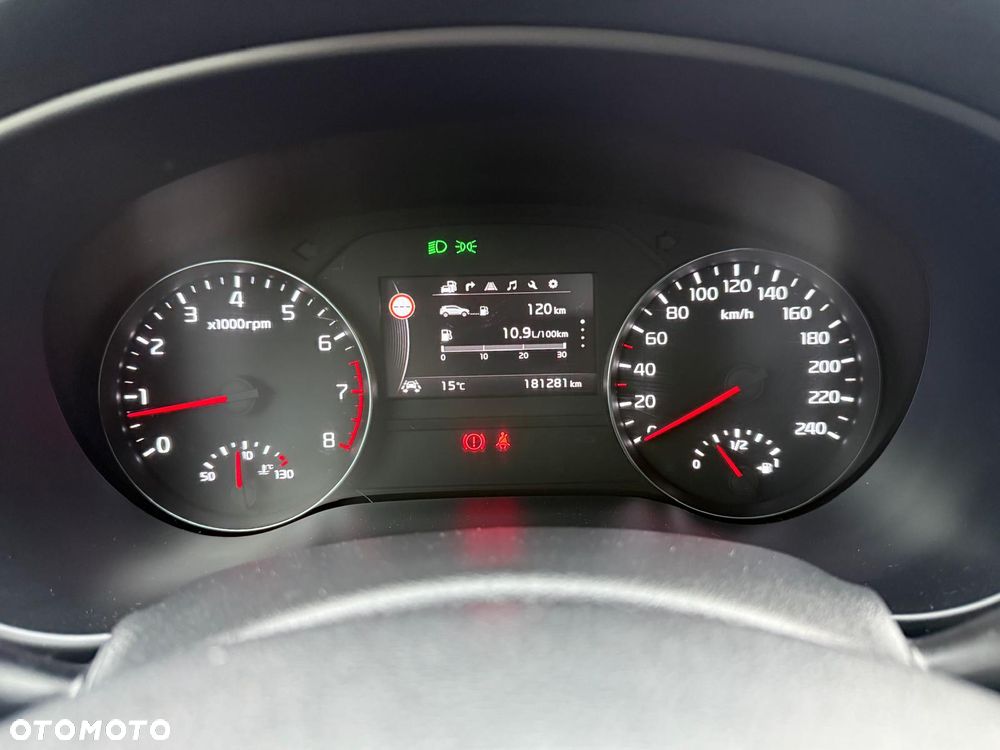 Kia Sportage 1.6 T-GDI AWD GT LINE - 25