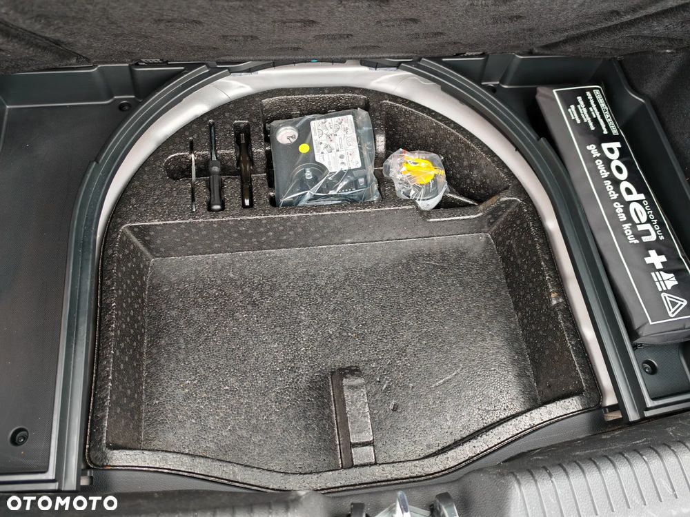 Hyundai i30 1.4 Trend - 21