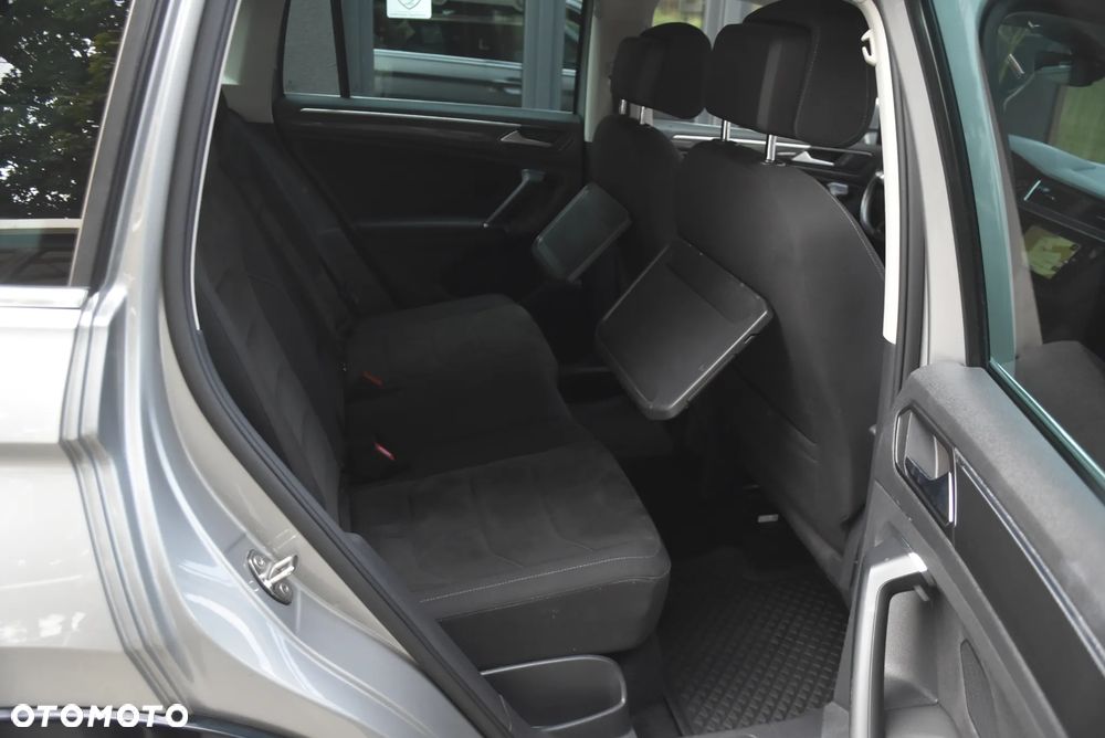 Volkswagen Tiguan 2.0 TDI SCR DSG R-Line - 22