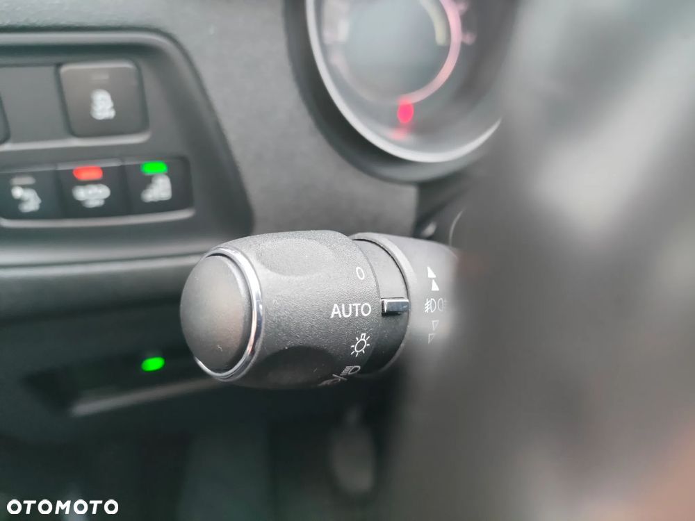 Citroën C4 2.0 HDi Exclusive - 26