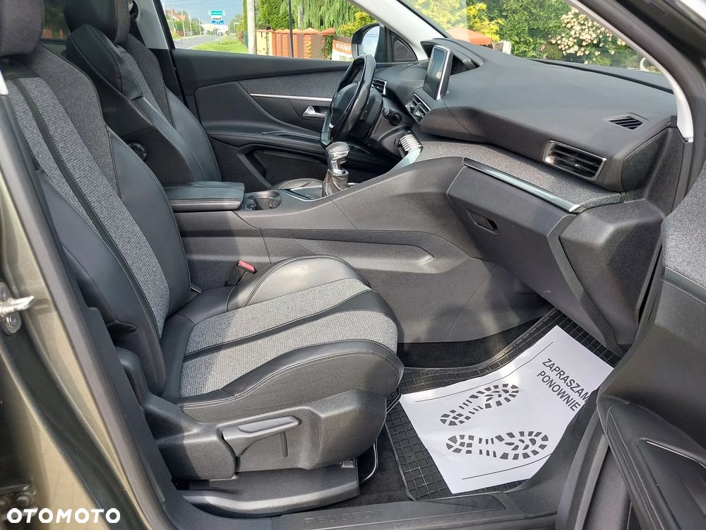 Peugeot 5008 BlueHDi 150 Allure - 26