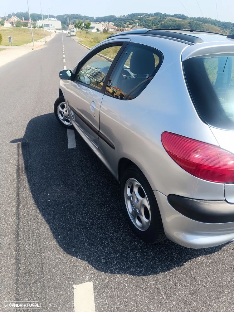Peugeot 206 1.1 Color Line - 1
