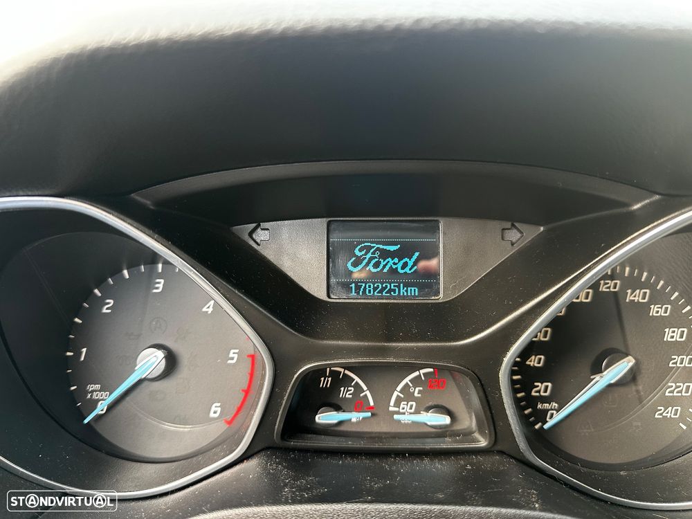 Ford Focus SW 1.6 TDCi Titanium Best - 13