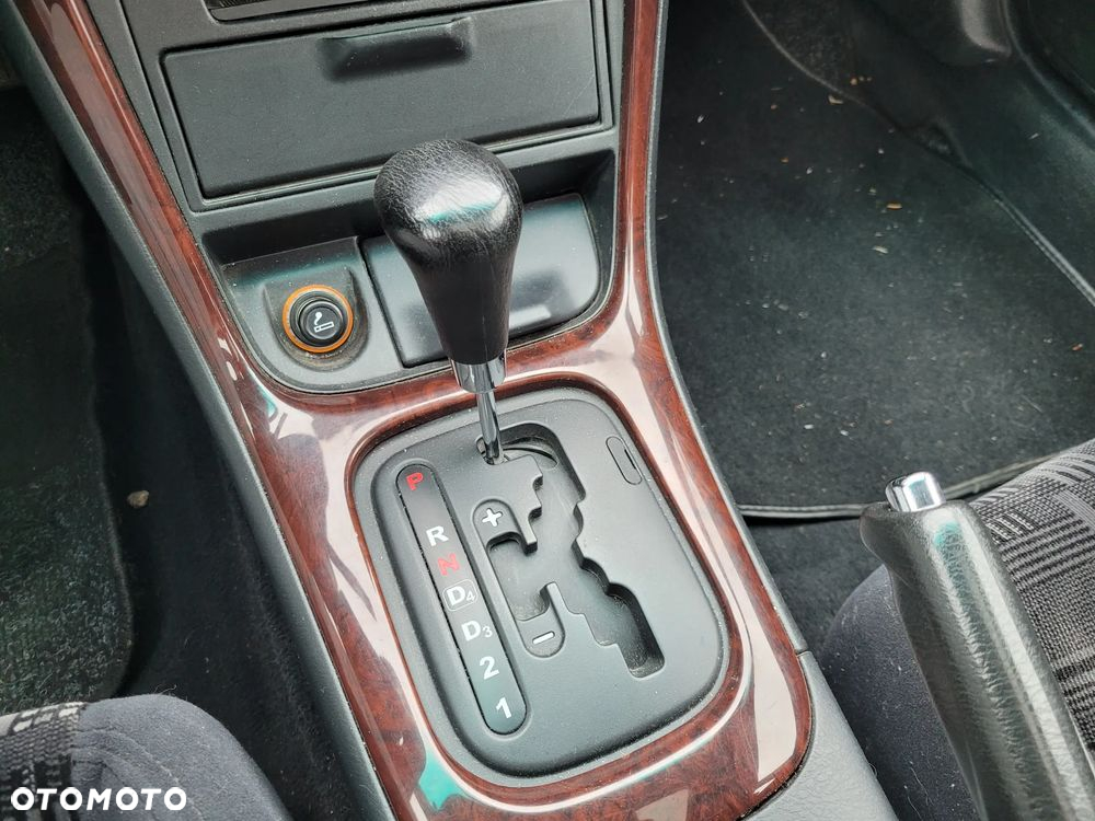 Honda Accord 2.0 ES - 12