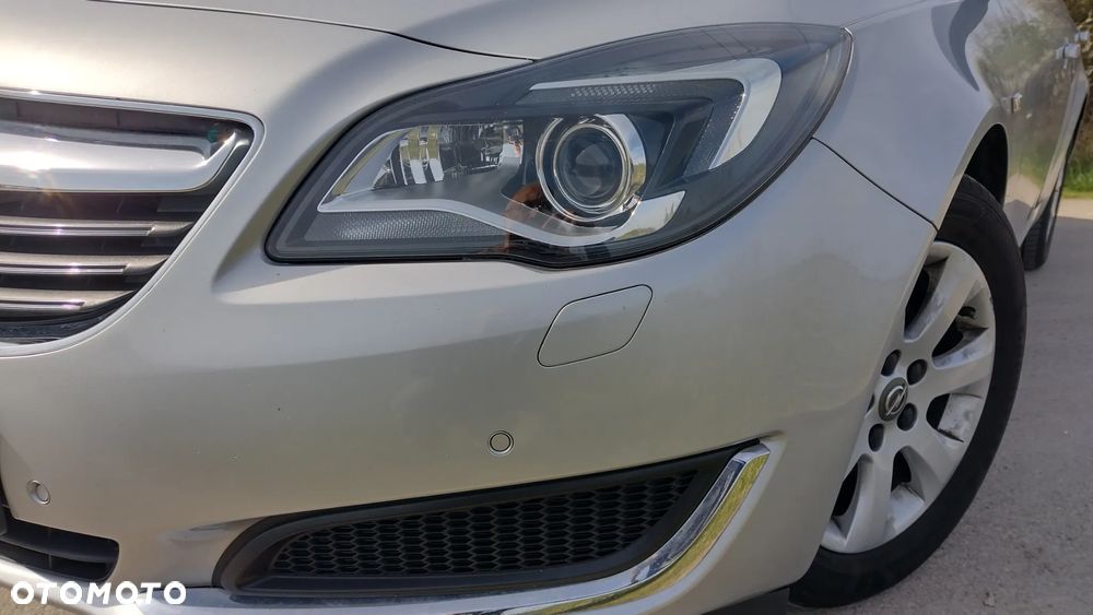 Opel Insignia 2.0 CDTI 4x4 Sports Tourer - 26