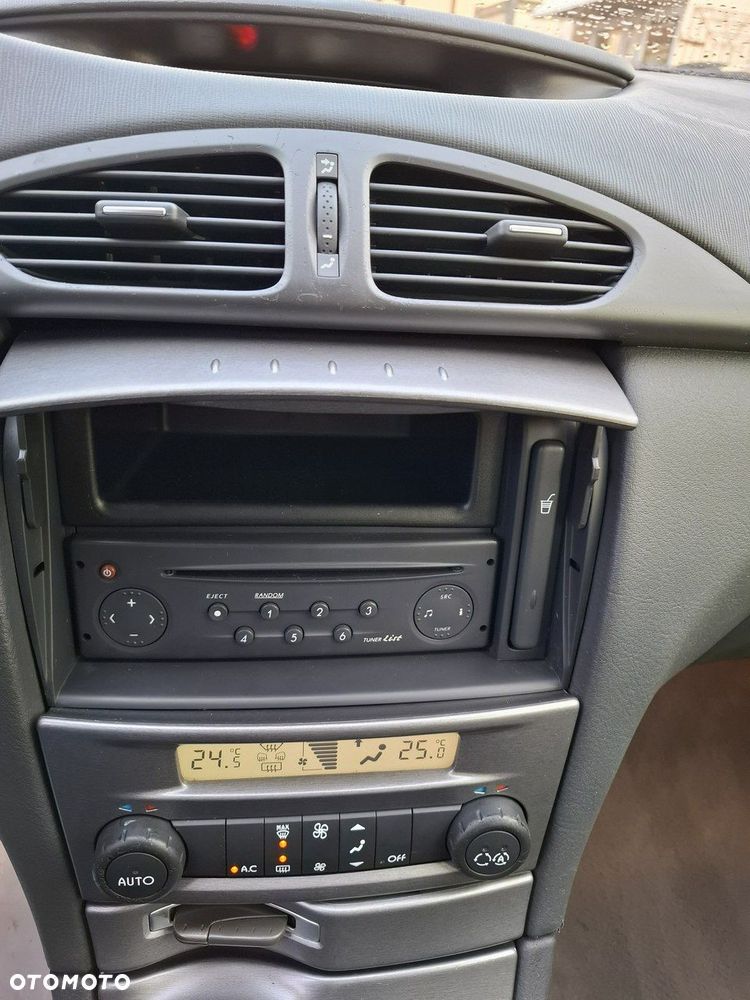 Renault Laguna 1.8 Privilege - 15