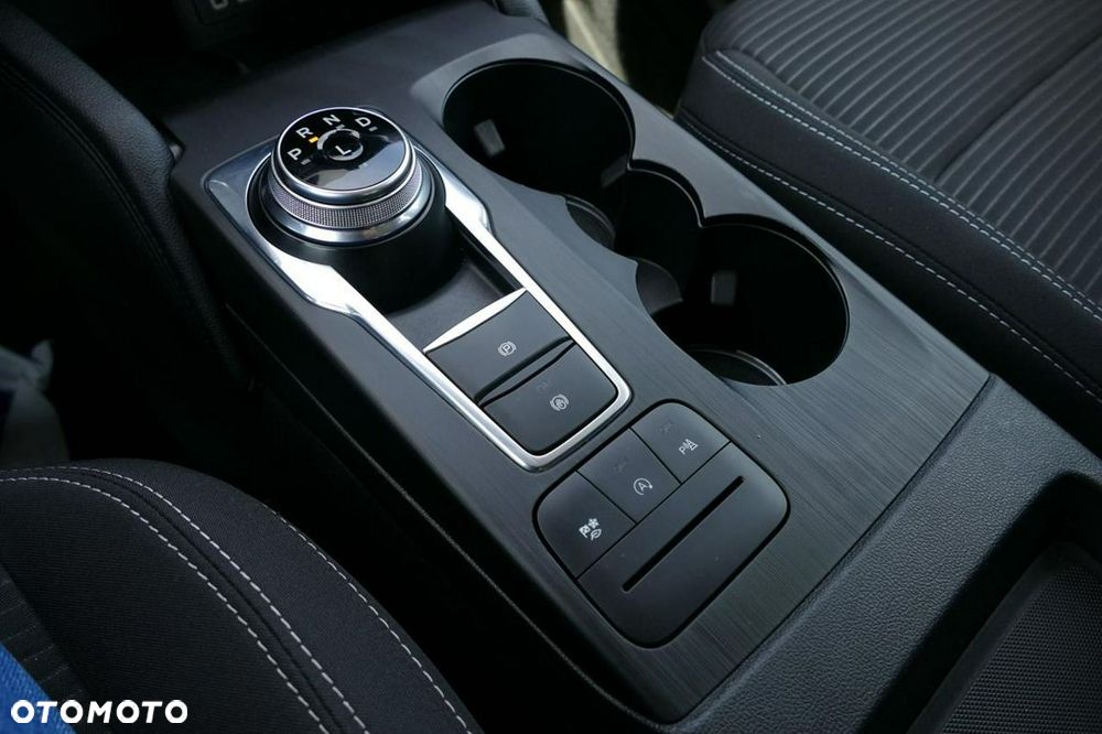 Ford Kuga - 28