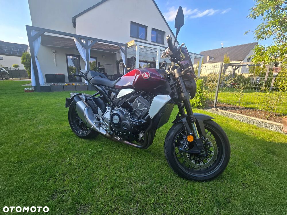 Honda CB - 2