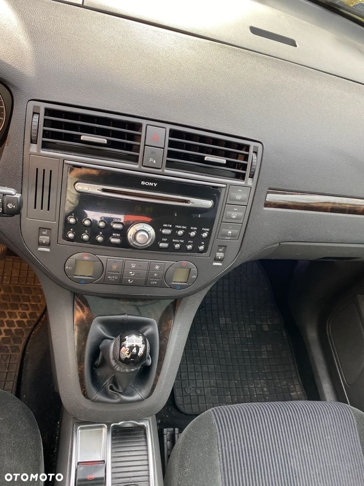Ford Focus C-Max 1.8 Ghia - 11