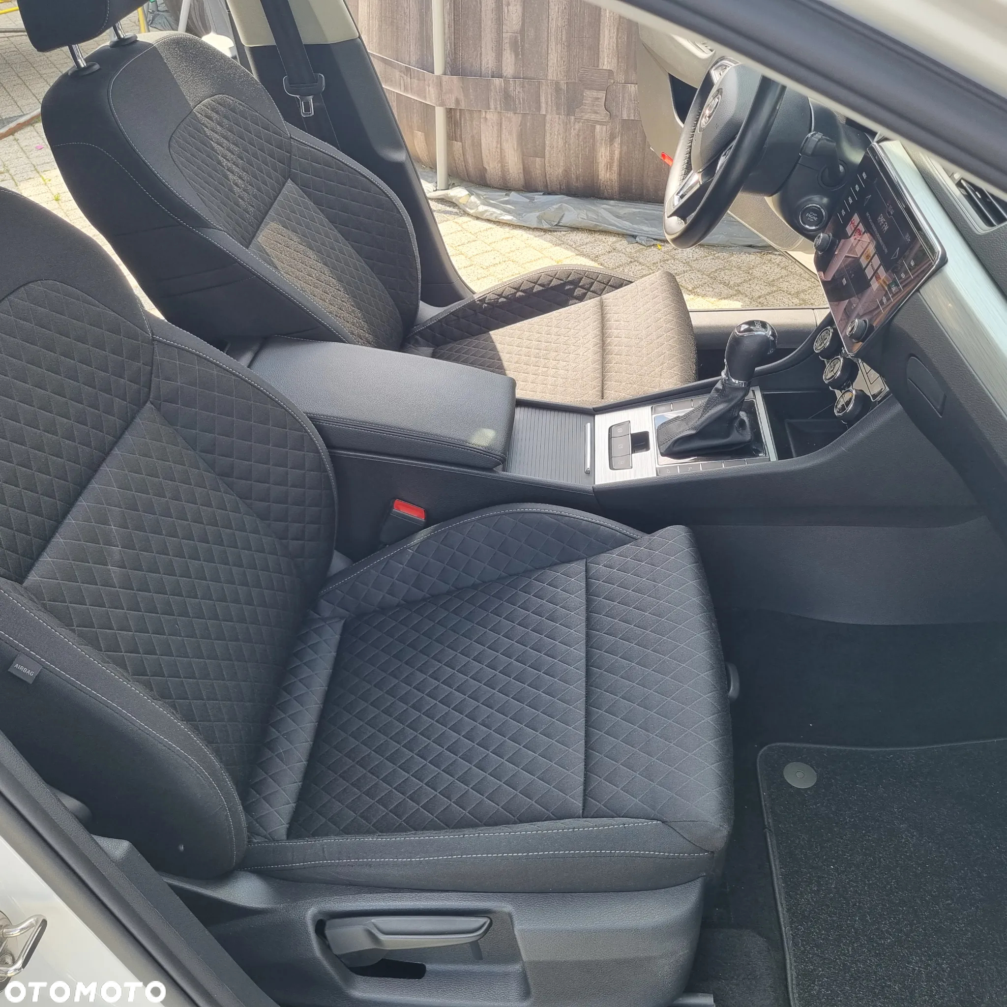 Skoda Superb 2.0 TDI Ambition DSG - 30