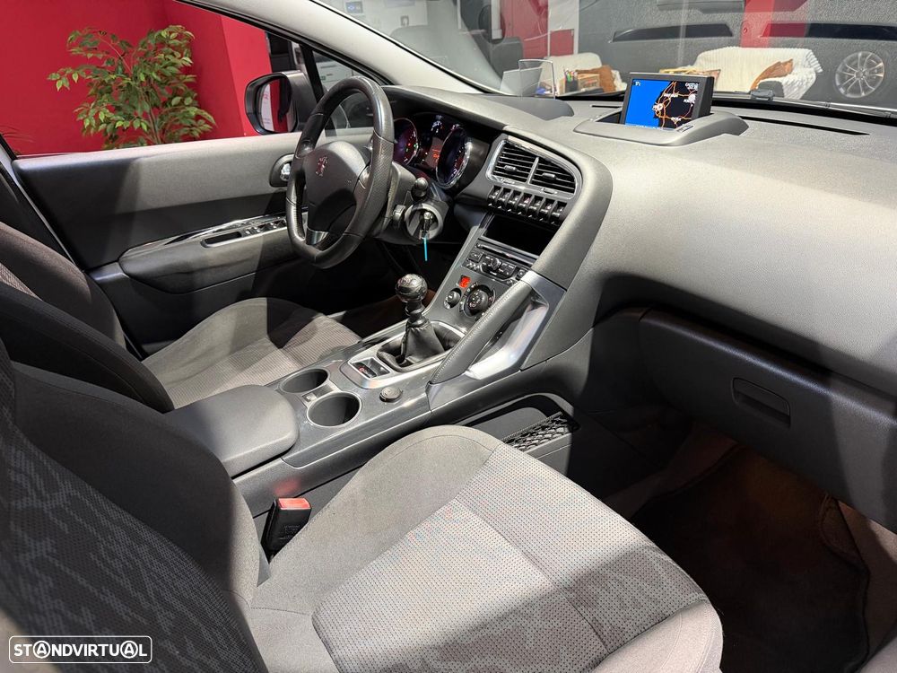Peugeot 3008 1.6 HDi Allure - 7