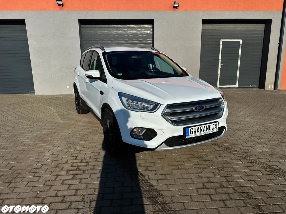 Ford Kuga - 10