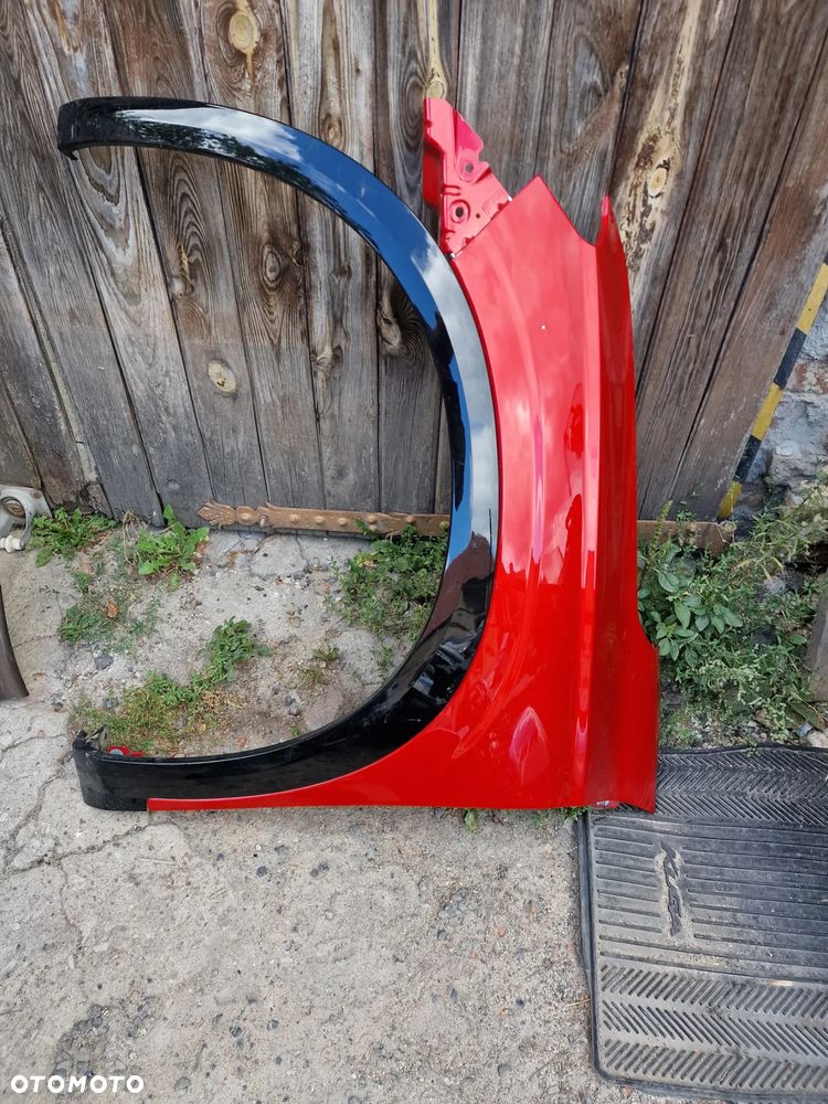 Błotnik  lewy przód  renault  Austral z nakładką - 1