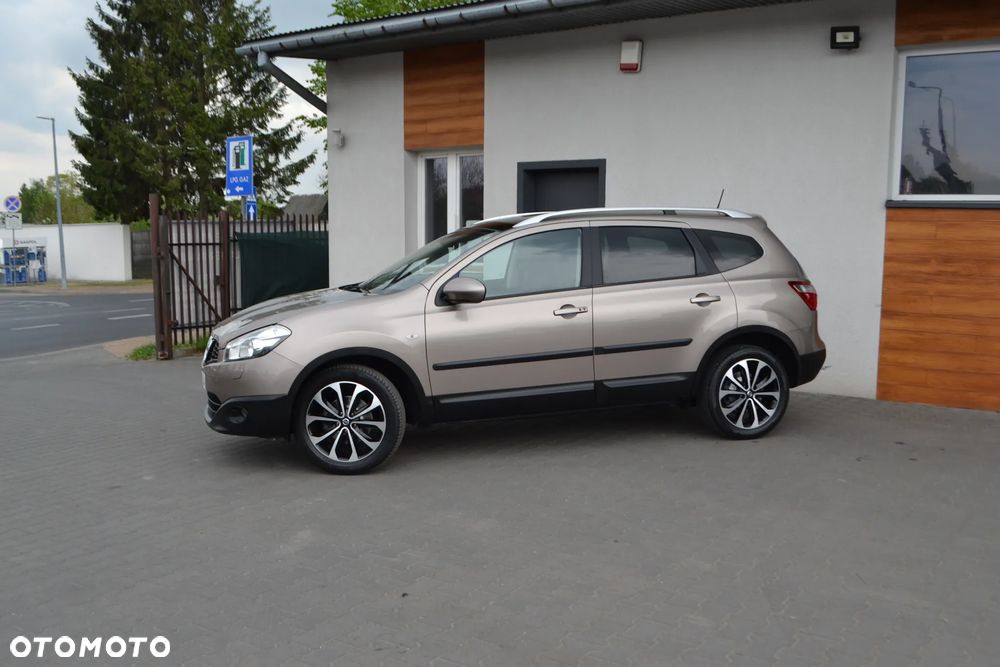 Nissan Qashqai+2 - 2