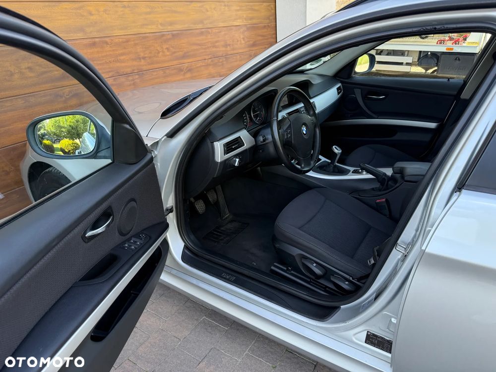 BMW Seria 3 - 8