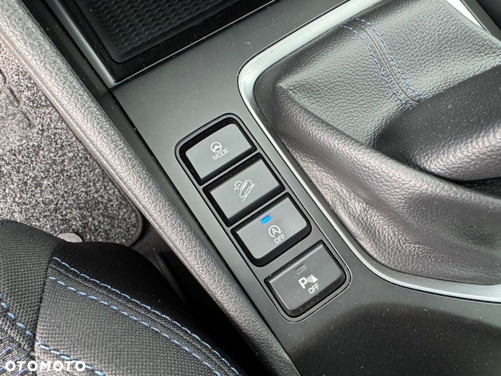 Hyundai Tucson 1.6 GDI BlueDrive TourdePologne 2WD - 16