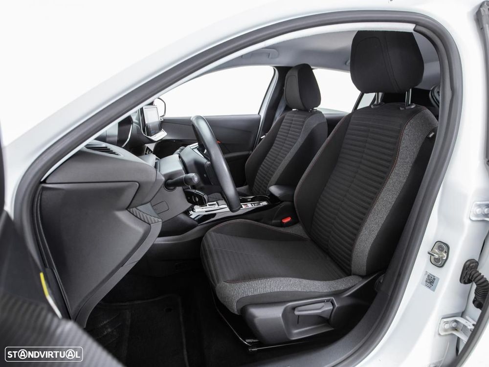Peugeot e-208 50 kWh Active Pack - 8