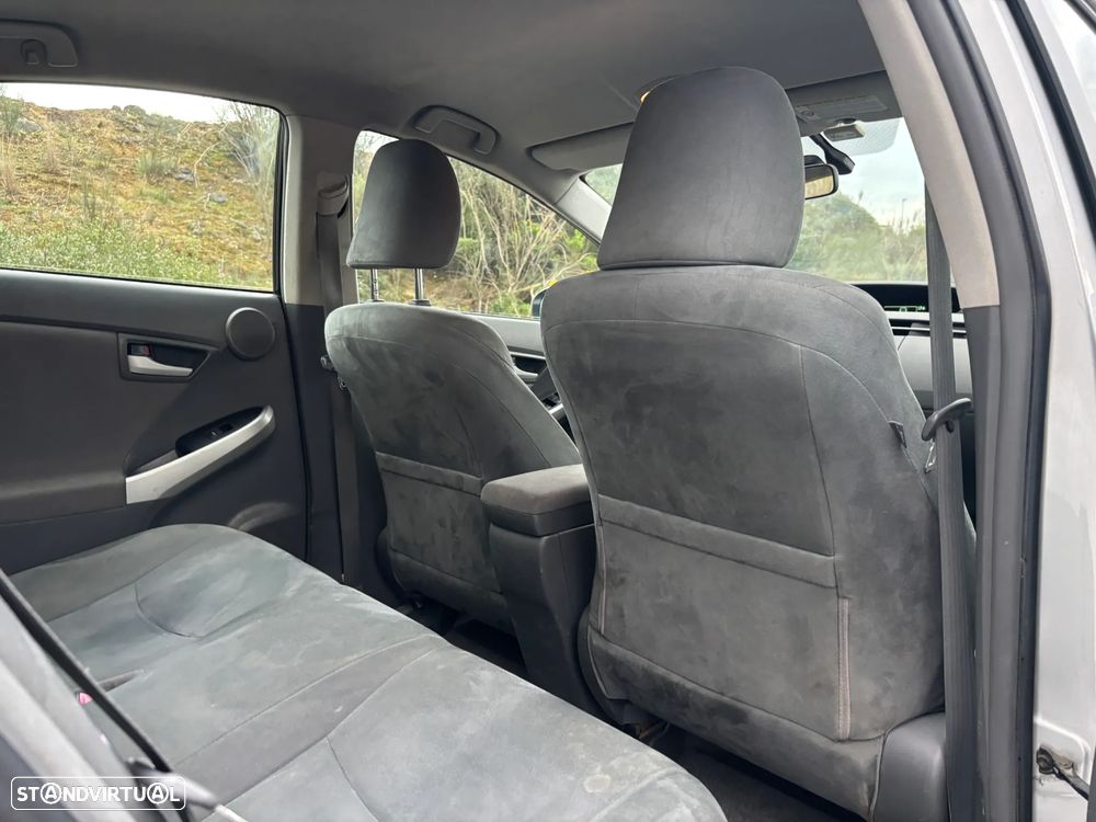 Toyota Prius 1.8 Premium - 30