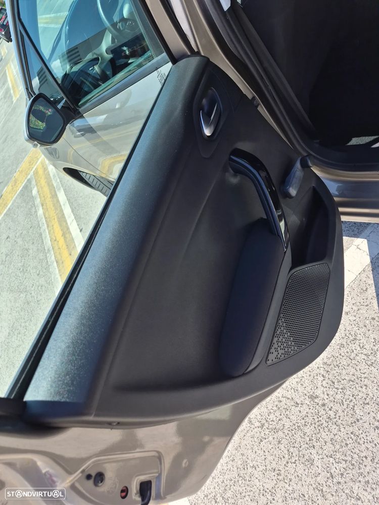 Peugeot 208 1.6 e-HDi Active 95g - 15
