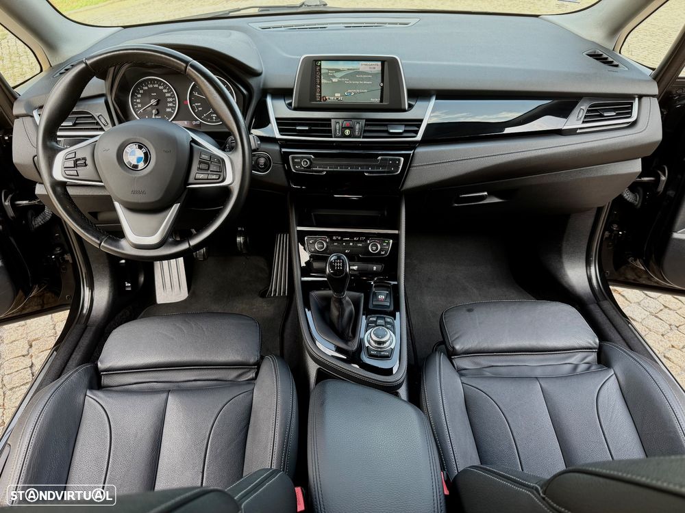 BMW 216 Active Tourer d Line Sport - 6