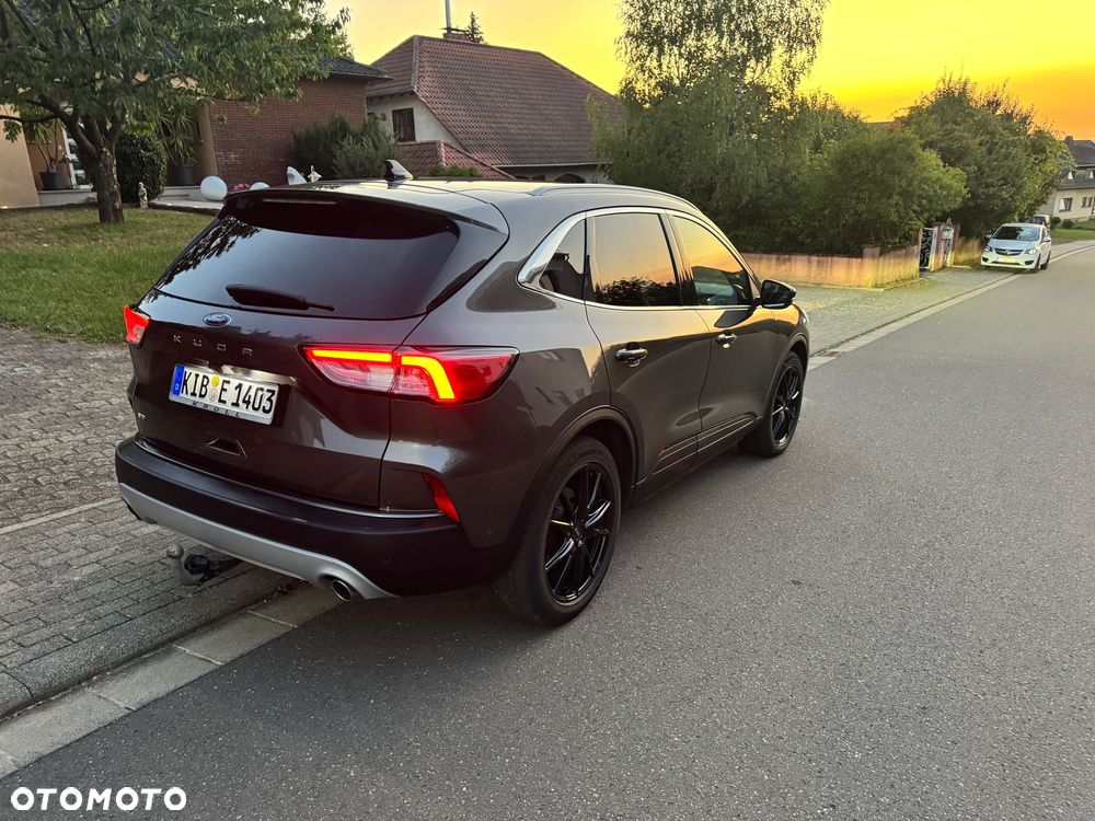 Ford Kuga 2.0 EcoBlue 4x4 TITANIUM - 9