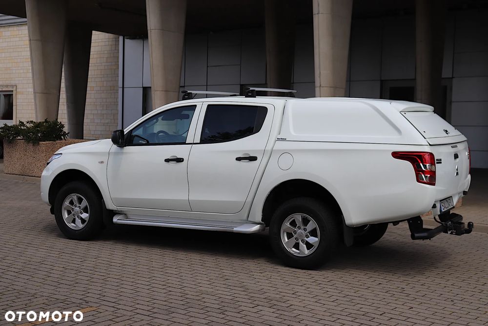 Mitsubishi L200 2.4 d CC Invite EU6 - 7
