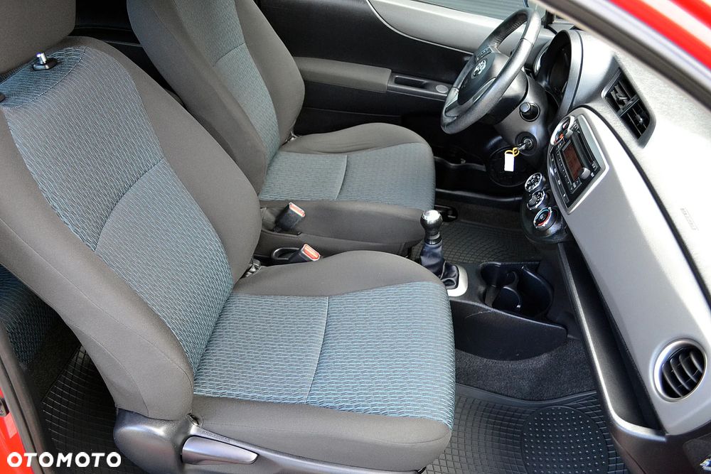 Toyota Yaris 1.0 Life - 18
