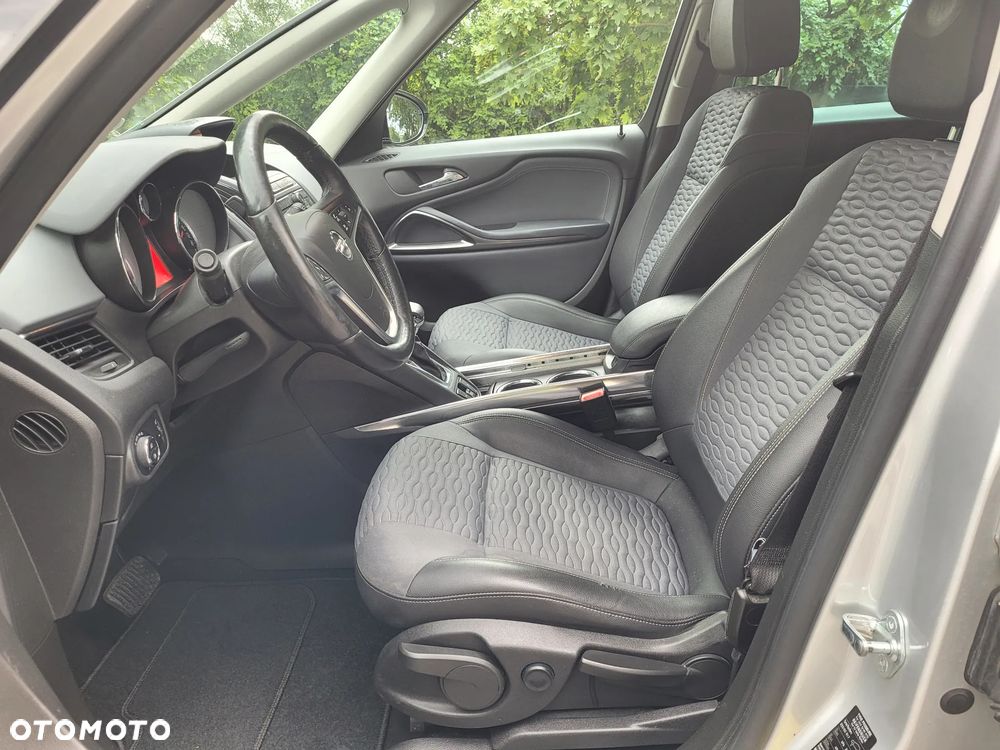 Opel Zafira - 12