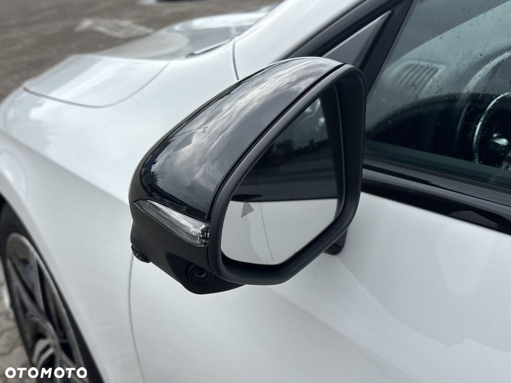 Mercedes-Benz CLA 200 mHEV 4-Matic 8G-DCT - 13