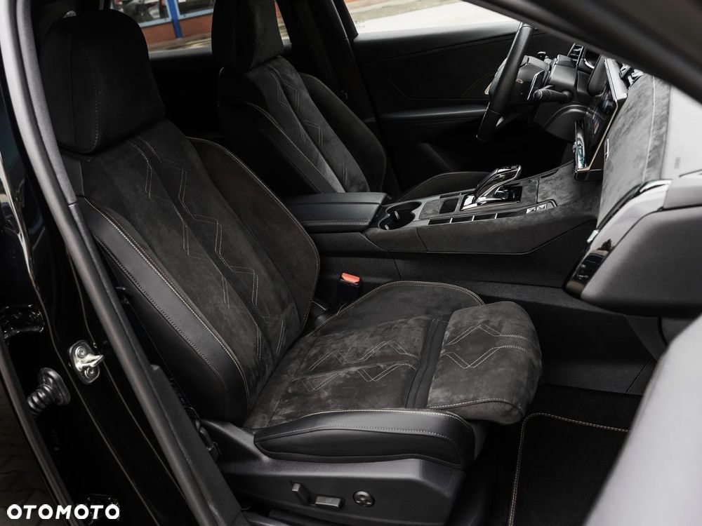 DS Automobiles DS 7 Crossback 1.6 PureTech Performance Line + - 24