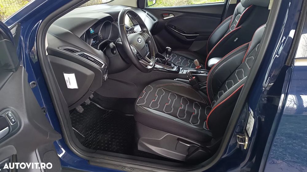Ford Focus 1.0 EcoBoost Titanium - 13
