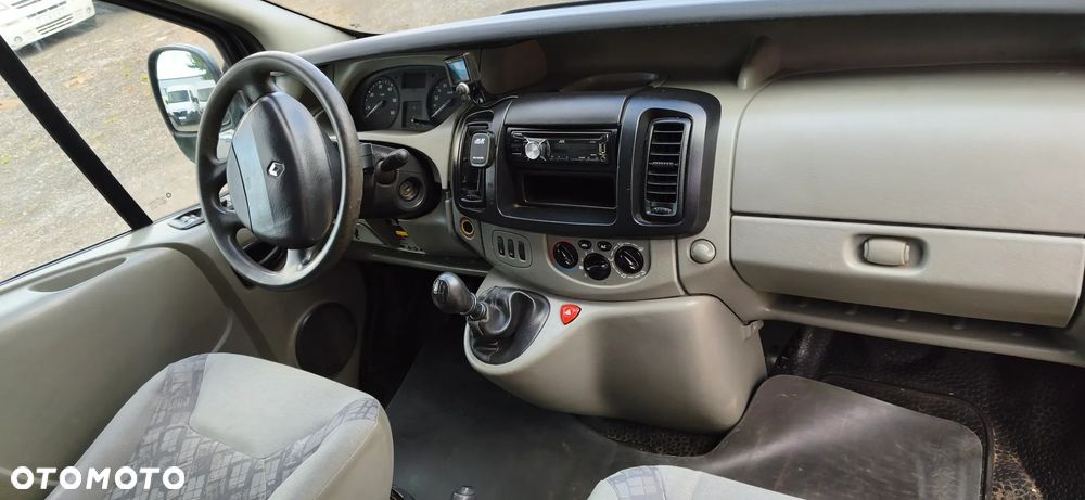 Opel VIVARO - 11