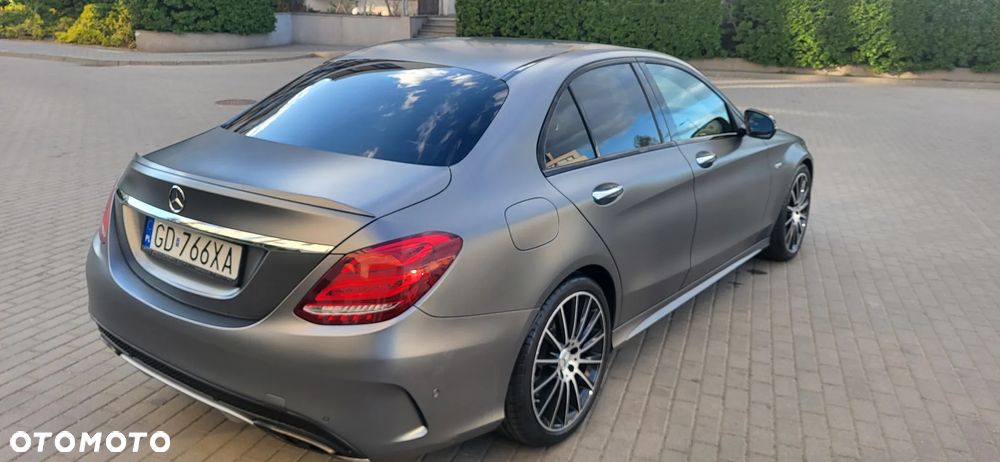Mercedes-Benz Klasa C AMG 43 4-Matic - 12