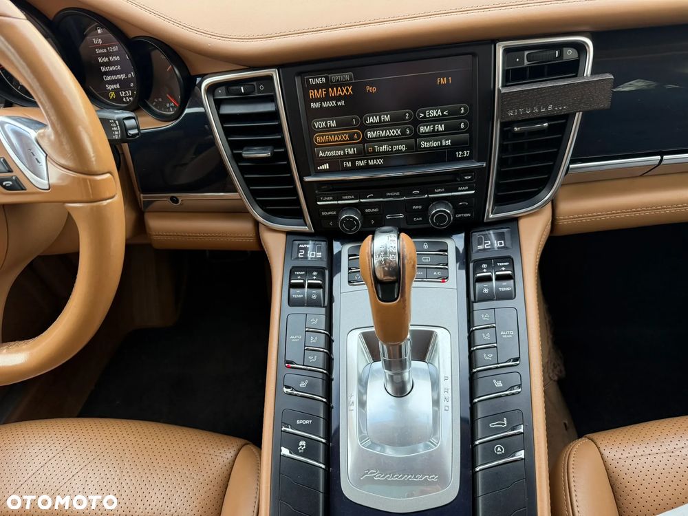 Porsche Panamera Diesel - 9