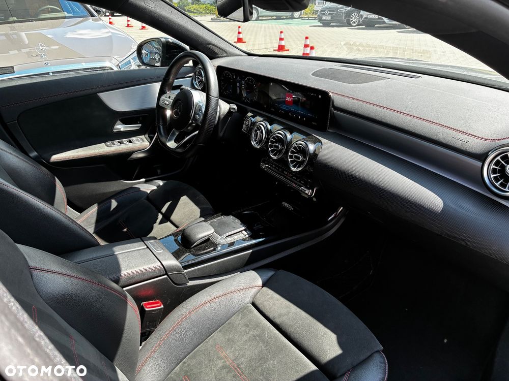 Mercedes-Benz CLA 200 AMG Line 7G-DCT - 6
