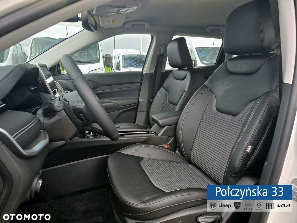 Jeep Compass - 15