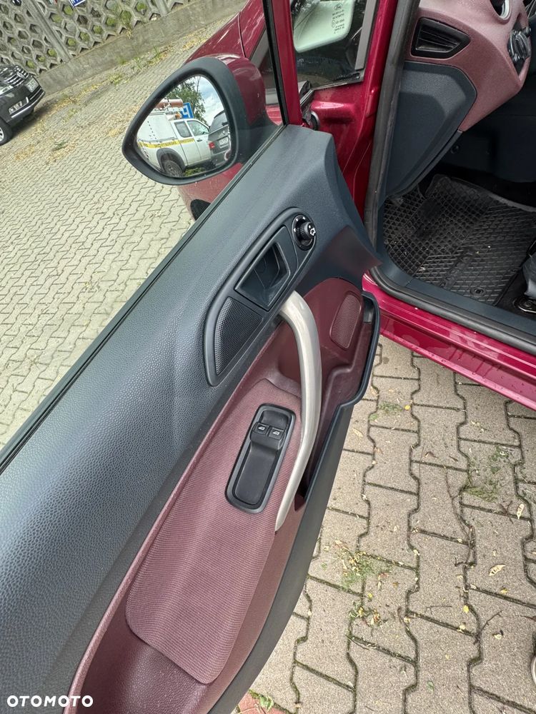 Ford Fiesta 1.25 Ambiente - 17