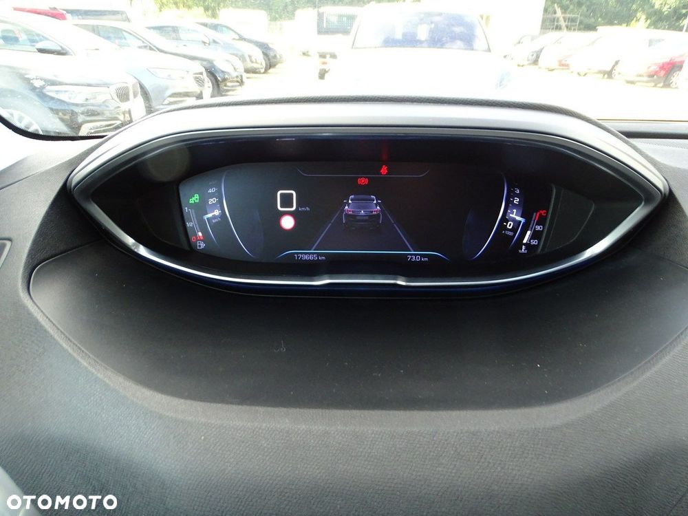 Peugeot 3008 - 10