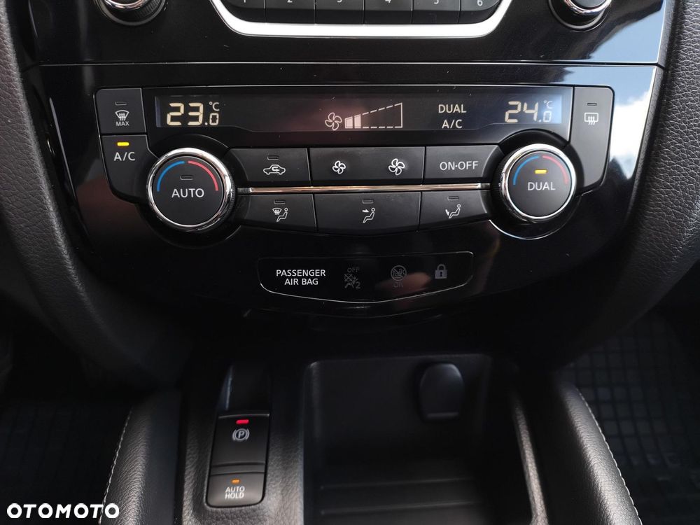 Nissan Qashqai 1.2 DIG-T Visia - 17