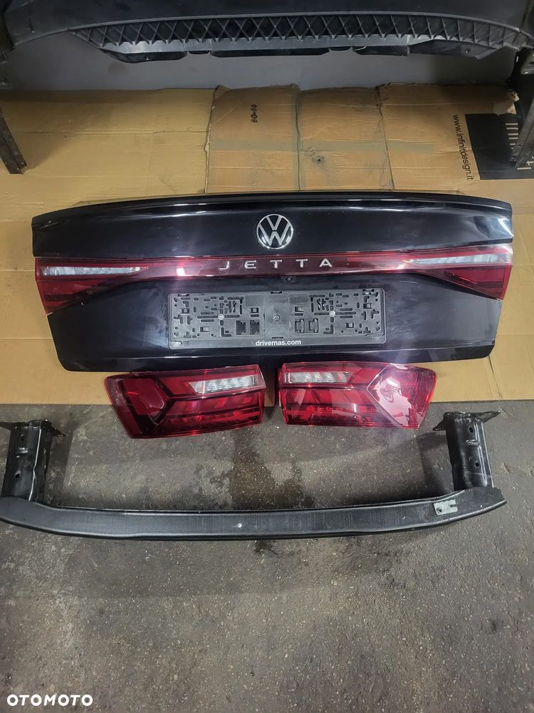 Volkswagen jetta 2025rok klapa tyl - 2
