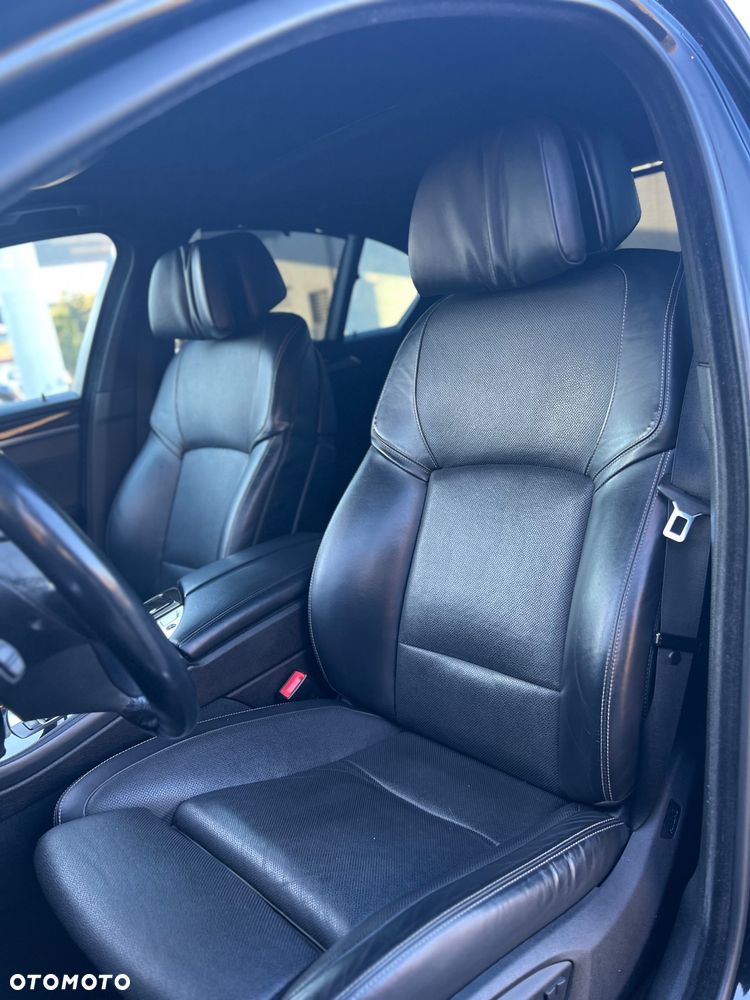 BMW Seria 5 530d xDrive Luxury Line - 31