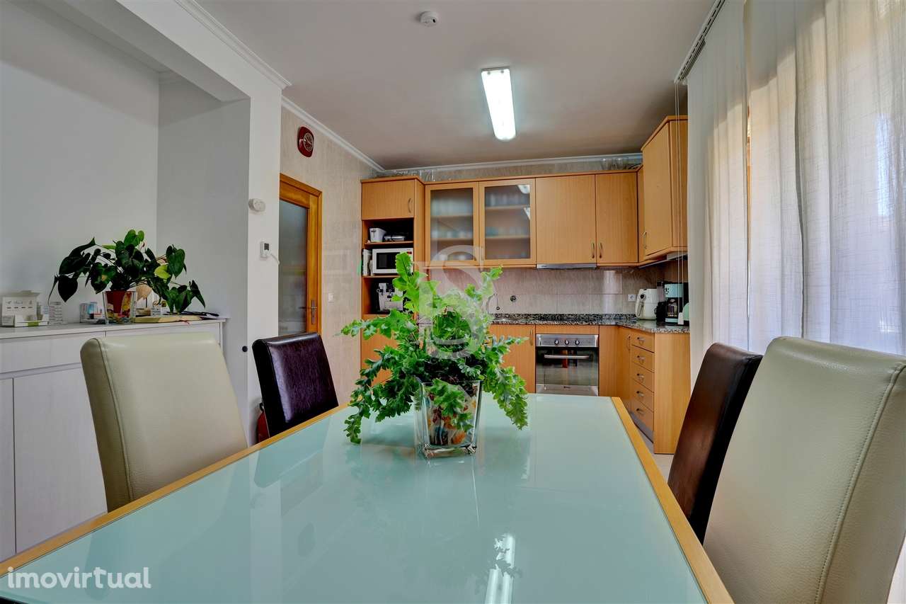 T2 com terraço a 50 metros da praia em Aver-O-Mar – garagem fechada e - Grande imagem: 5/23