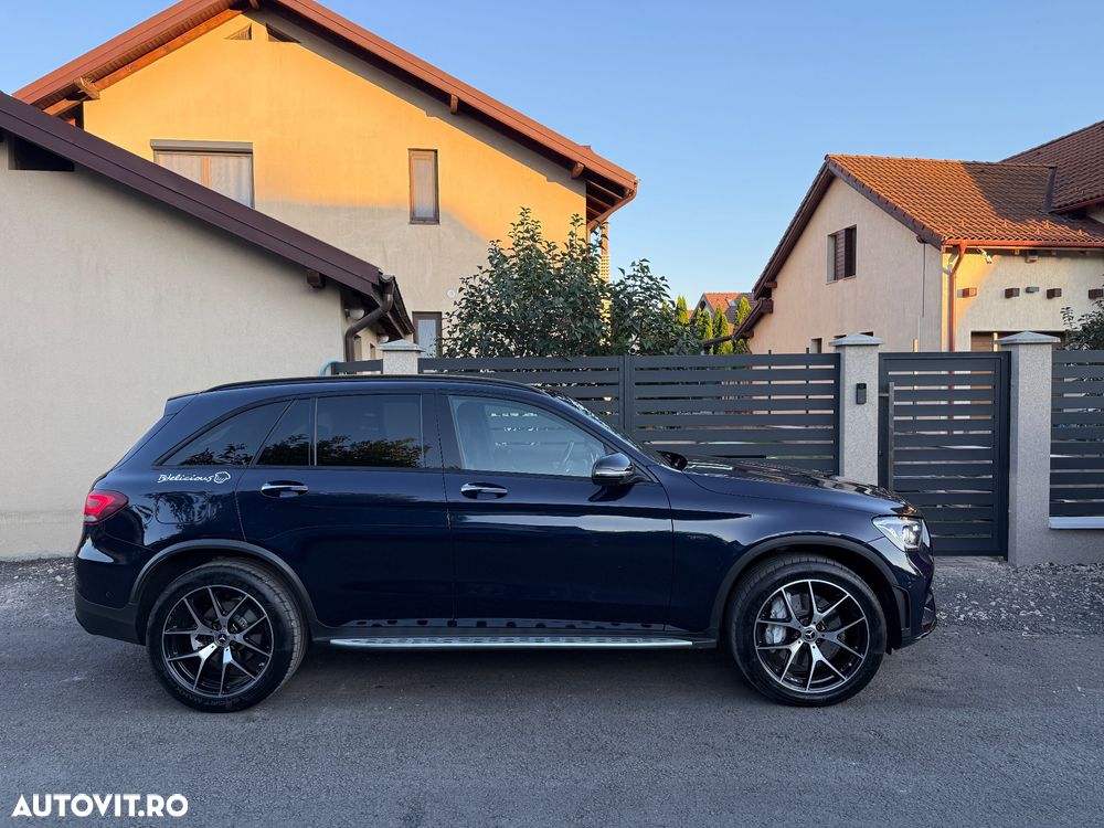 Mercedes-Benz GLC 300 de 4Matic 9G-TRONIC AMG Line Plus - 21