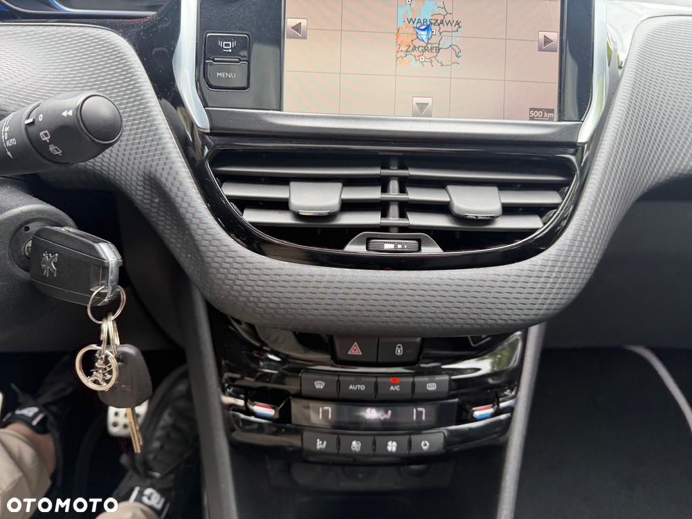 Peugeot 2008 e-HDi FAP 115 STOP & START Allure - 21
