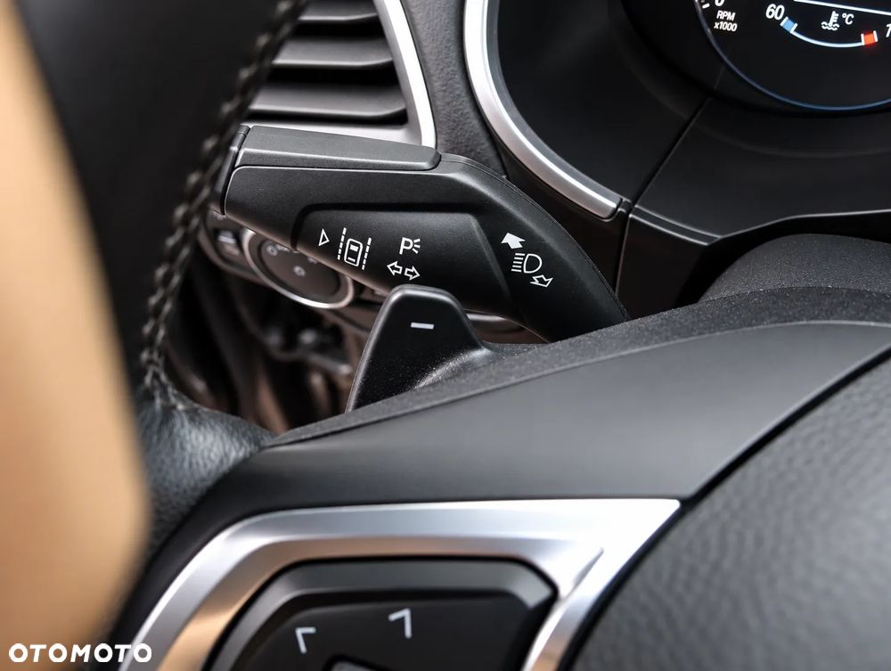 Ford Edge - 22